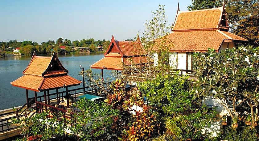 Ayutthaya Garden River Home
