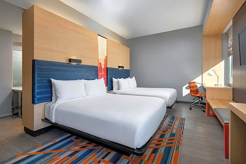 Photo 1 of 3 of 2 Queen Beds Guestroom, City View