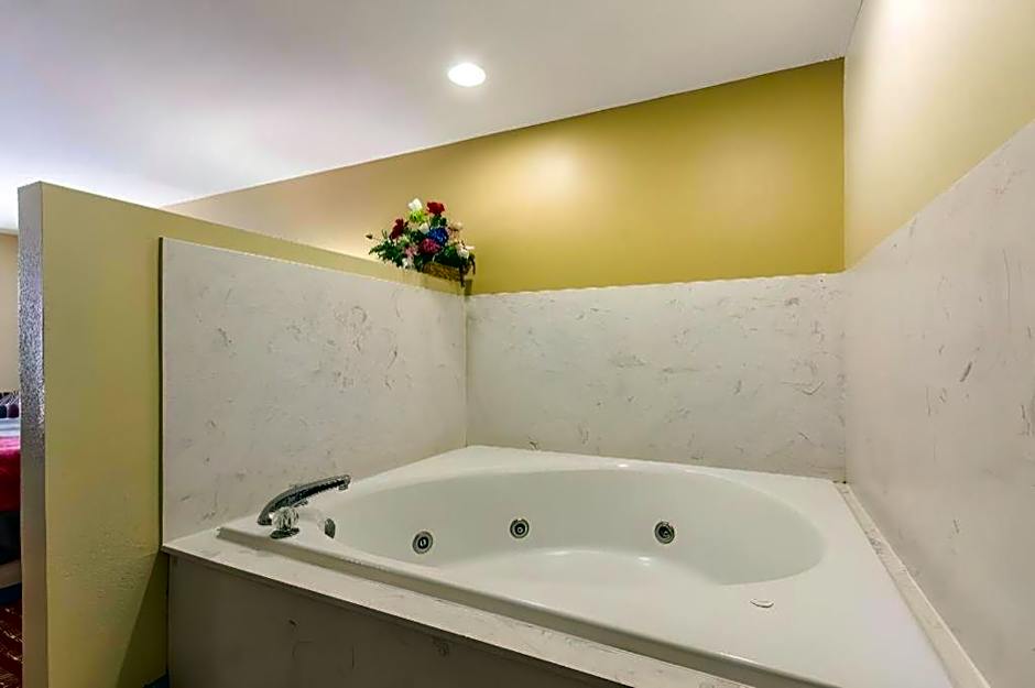 Quality Inn Andalusia