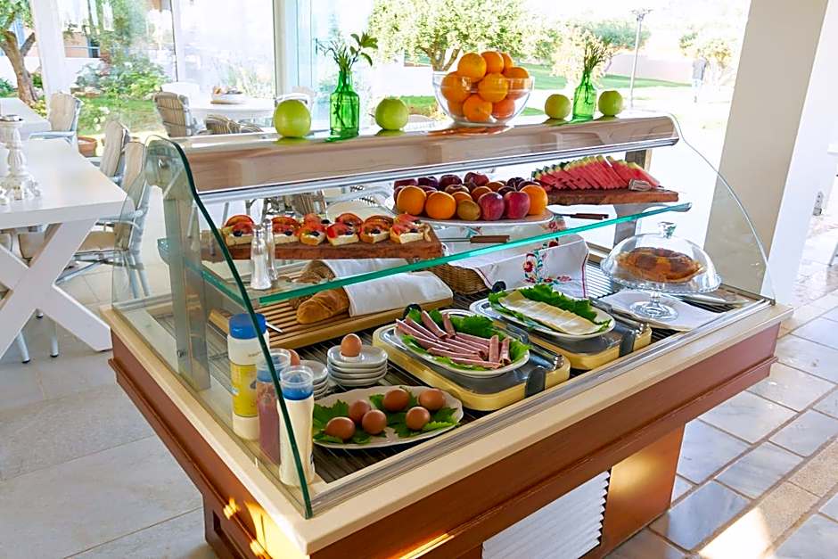 Golden Bay Hotel Apartments