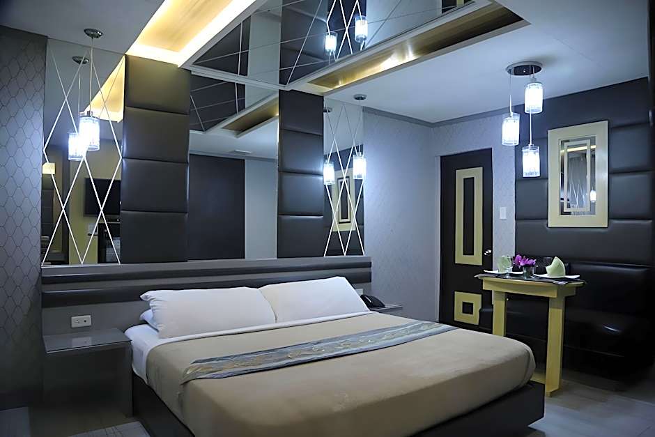 Victoria Court Las Pinas