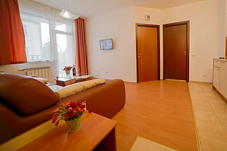 One-Bedroom Apartment (2 Adults)