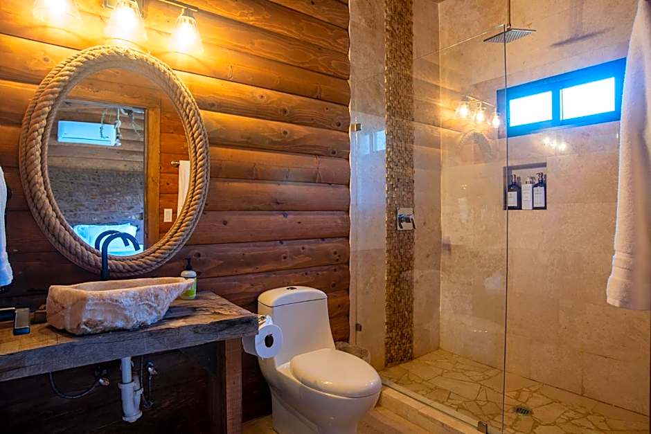 Boskenvid Hotel - Romantic Treehouses & Skypool