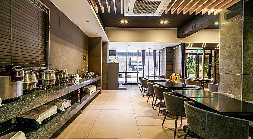 Rivertain Hotel Gyeongju