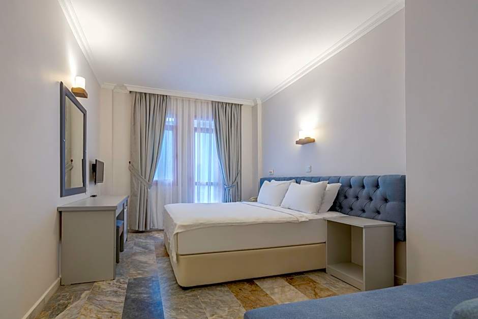 Hanedan Beach Hotel