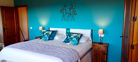 Casa Roble B&B