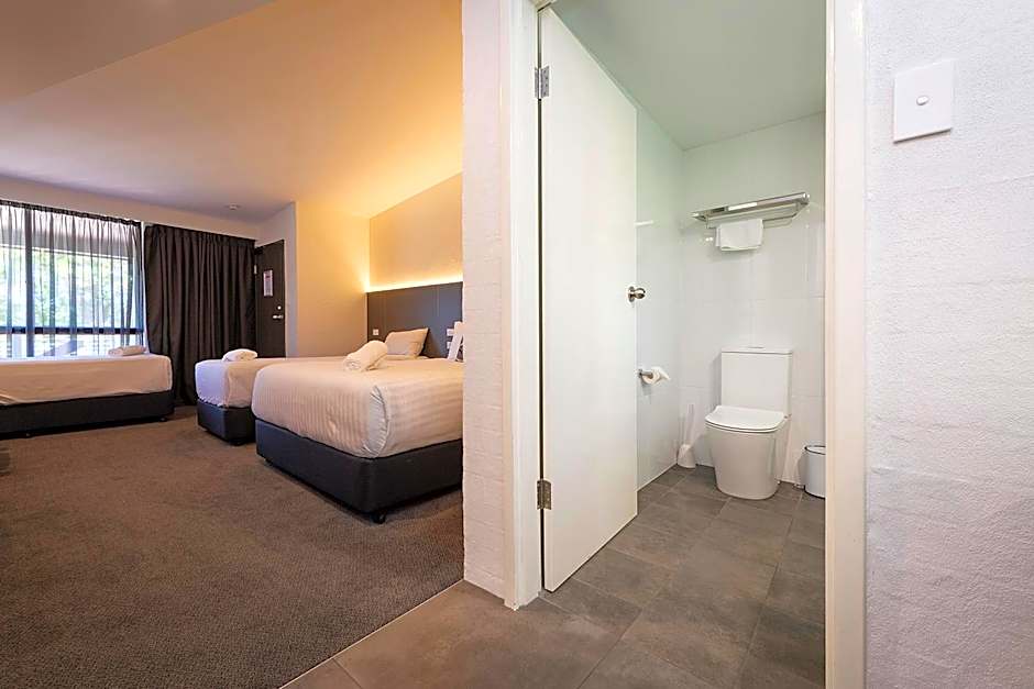 Newcastle Links Motel