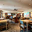 Holiday Inn Express & Suites Tremblant By IHG