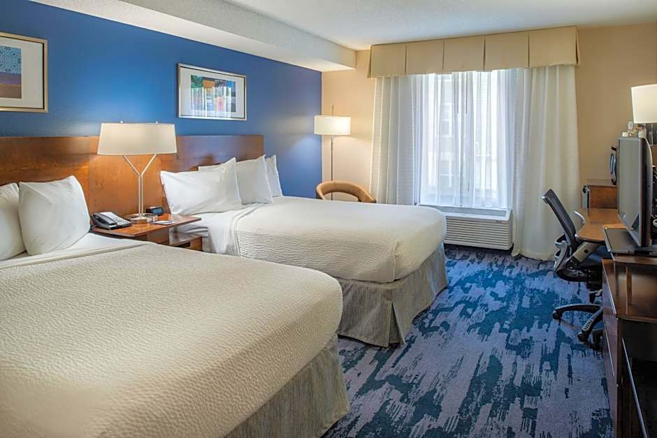 Fairfield Inn & Suites by Marriott Dayton Troy