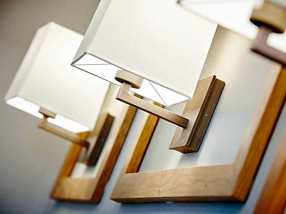 Campanile Poitiers - Site du Futuroscope