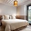 Apeiros Chora Hotel