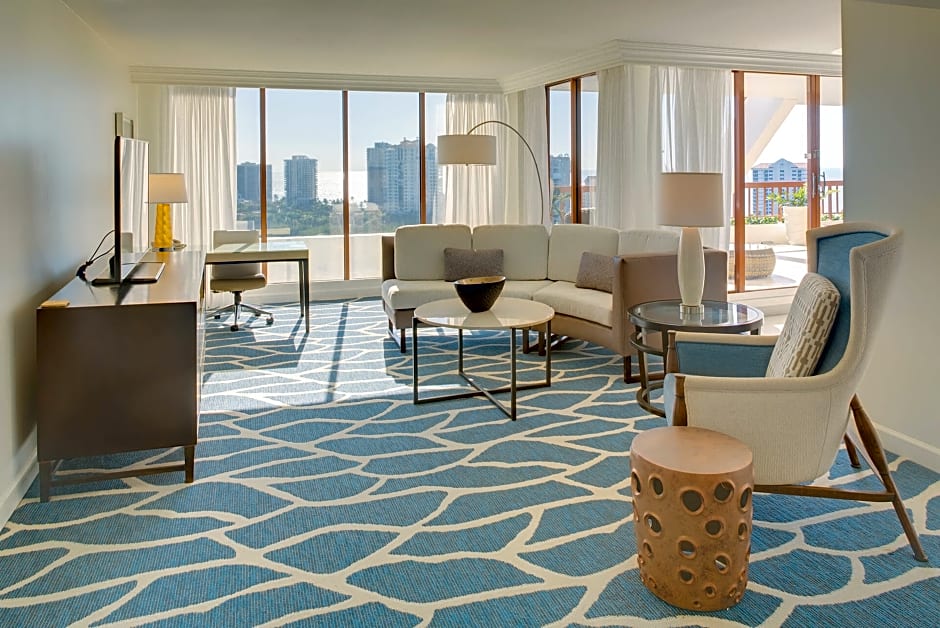 Photo 1 of 2 of 1 King Bed Suite, Gulf View