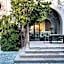 Villa Garita, 6BR Designer Villa with Heated Pool in Centro