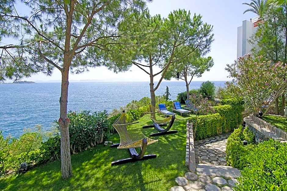 Korumar Hotel Deluxe