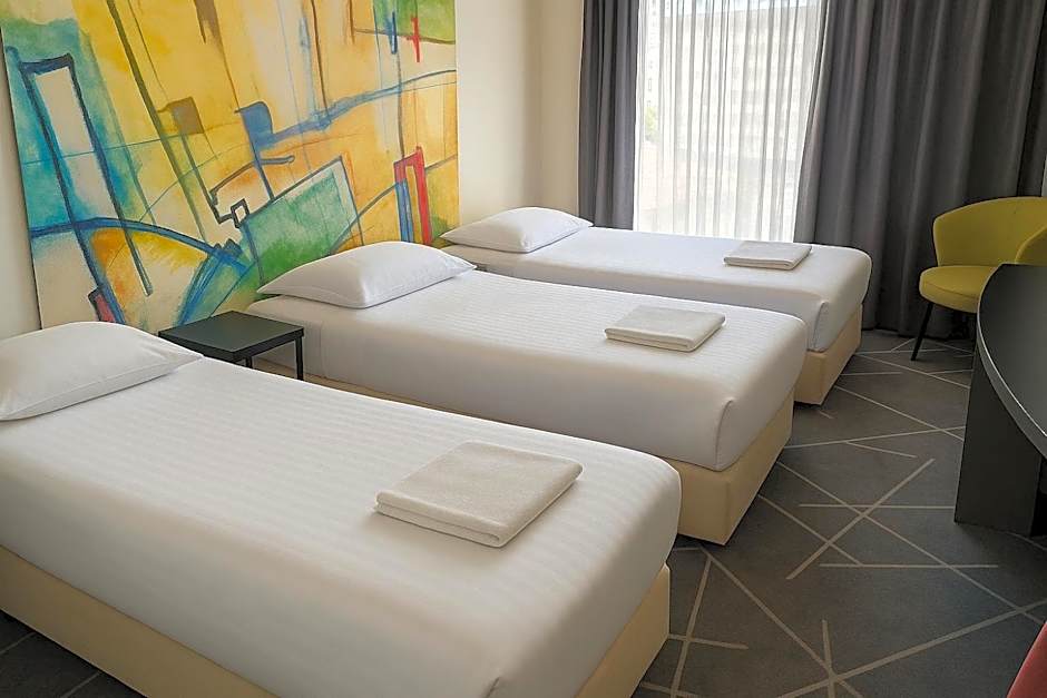 Nobel Zira Hotel