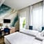 Atrium Fashion Hotel