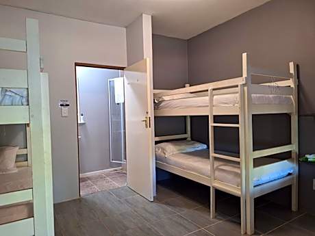 Mixed Dormitory Room