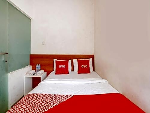 OYO 3995 Airport Village Juanda