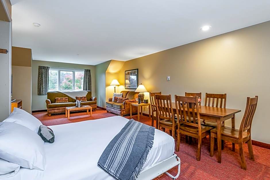 Grand Summit Hotel