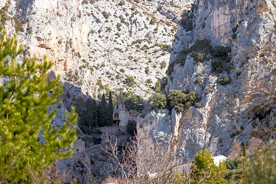 "Les Lauriers" chambre indépendante avec terrasse privée