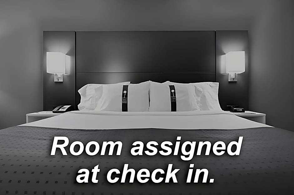 Holiday Inn & Suites Marlborough By IHG