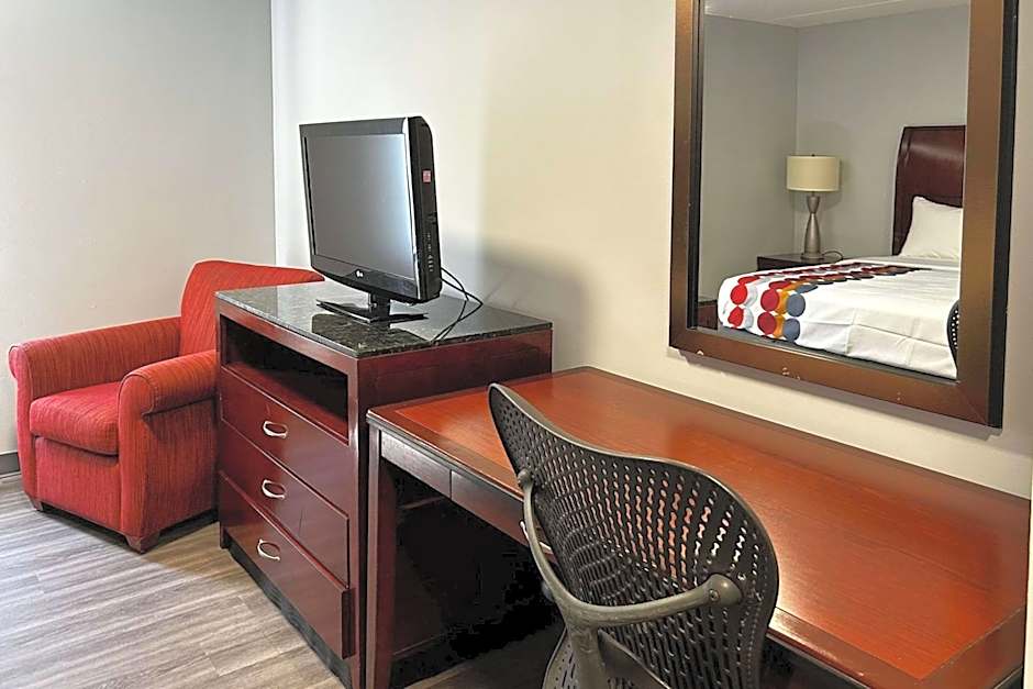 Rodeway Inn Clemmons - Winston-Salem Area