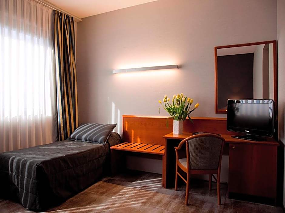 Zone Hotel