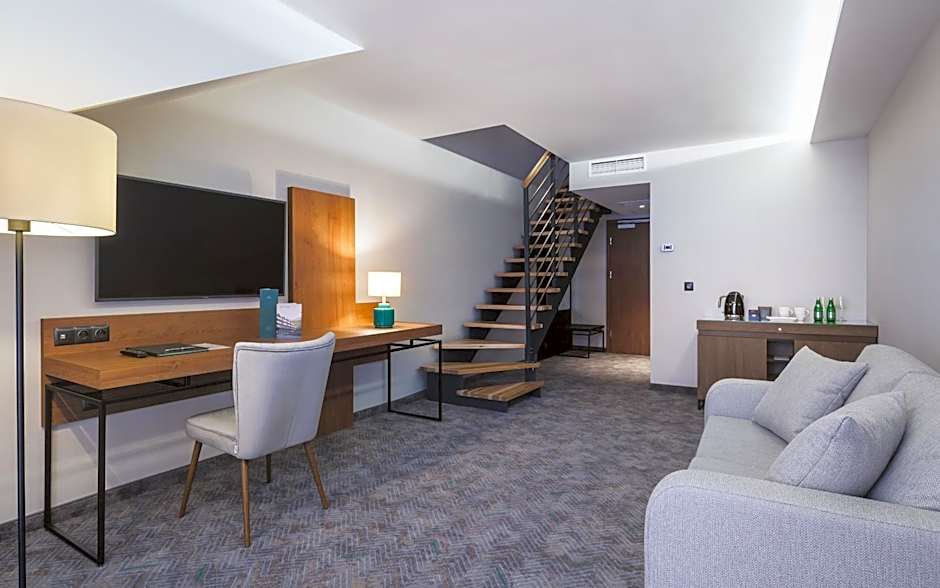 Green Mountain 5* Hotel