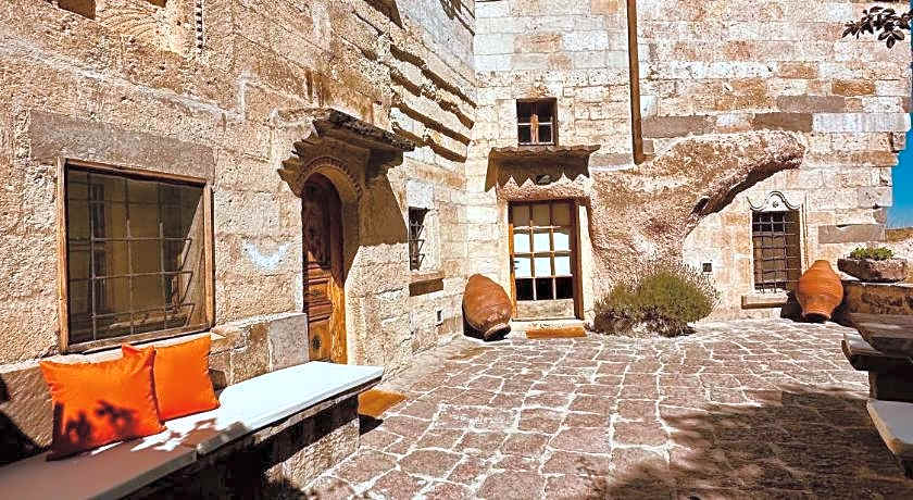 Les Maisons De Cappadoce