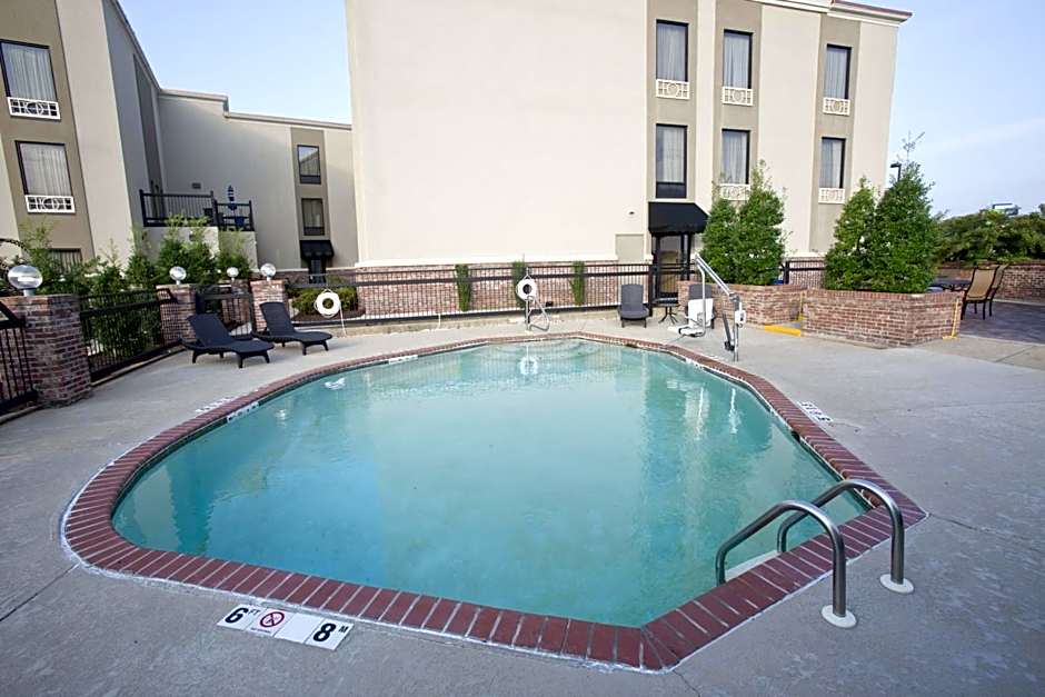 Holiday Inn Express New Albany By IHG