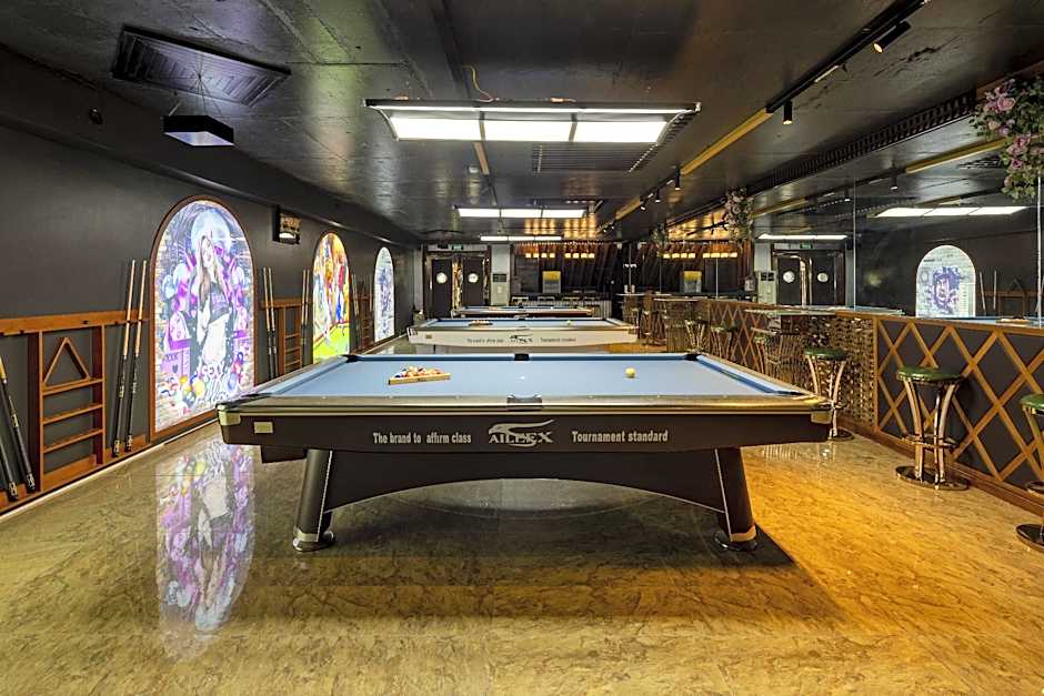 Diamond Luxury Hotel