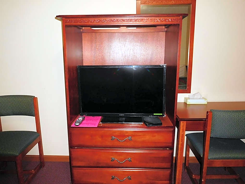 Attica Inn