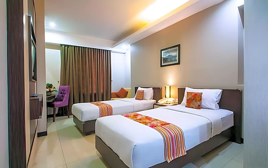 Daima Hotel Padang