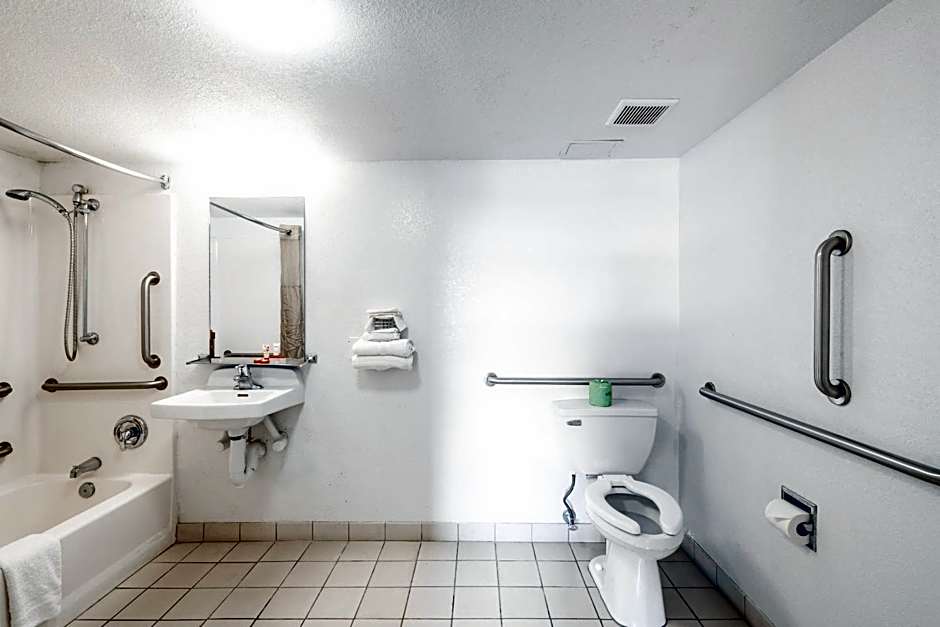 OYO Hotel Houston Katy Freeway