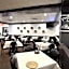 Best Western River North Hotel