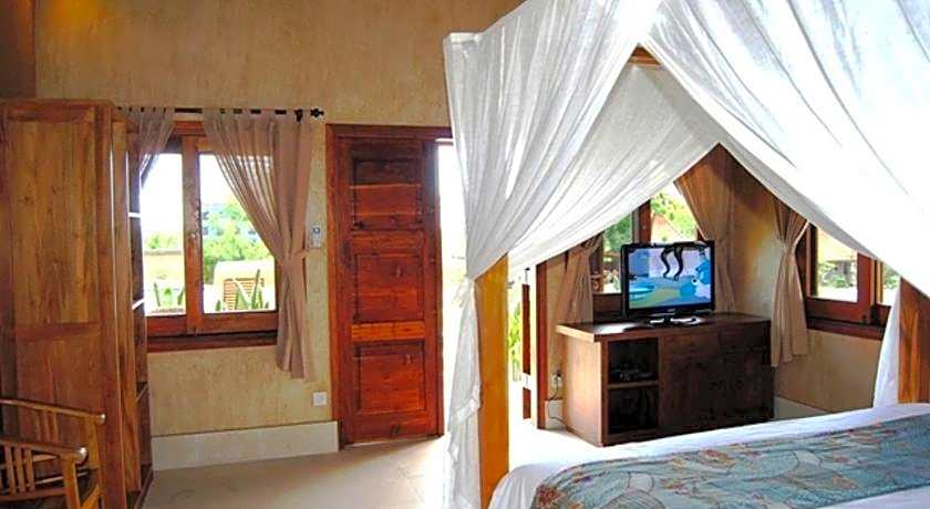 Three Monkeys Villas