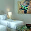 Room & Vespa Suite 4