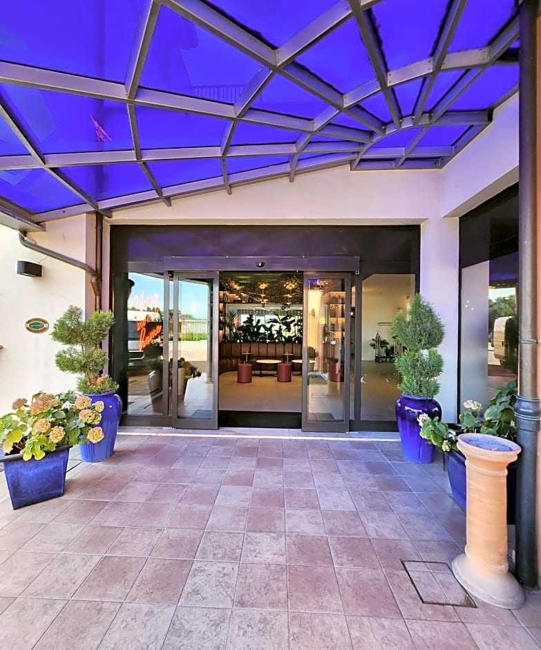 Bleis Hotel