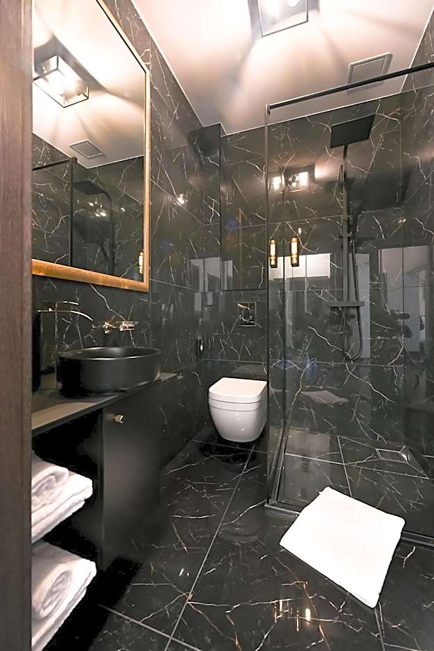 Diamond svečių namai