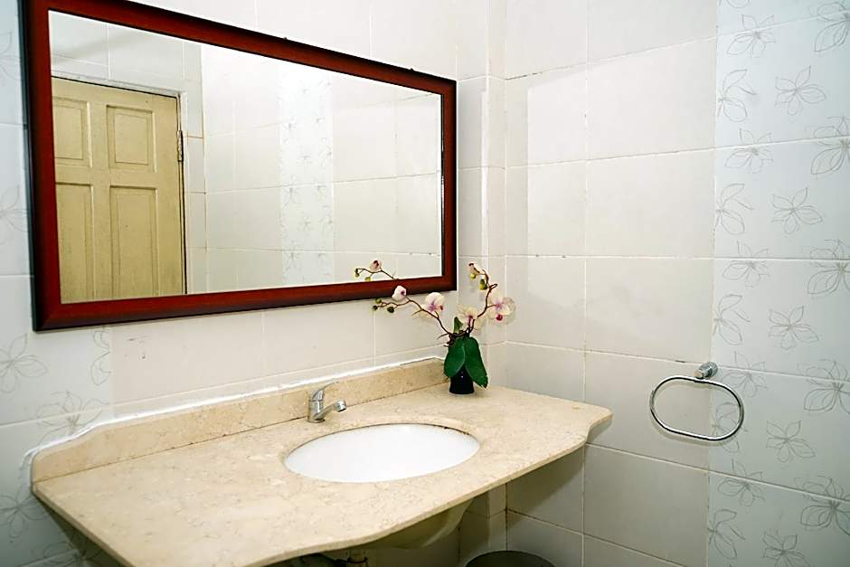 Urbanview Hotel Syariah Ratu Elok Banjarbaru by RedDoorz