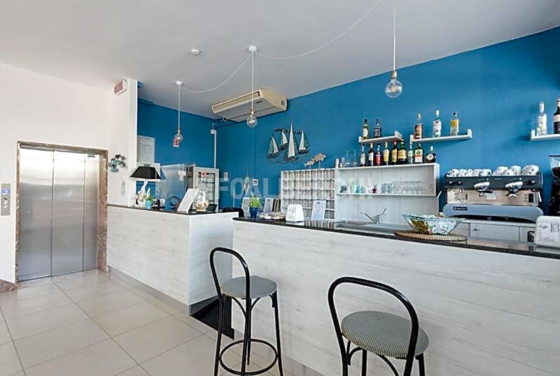 HOTEL CONTI
