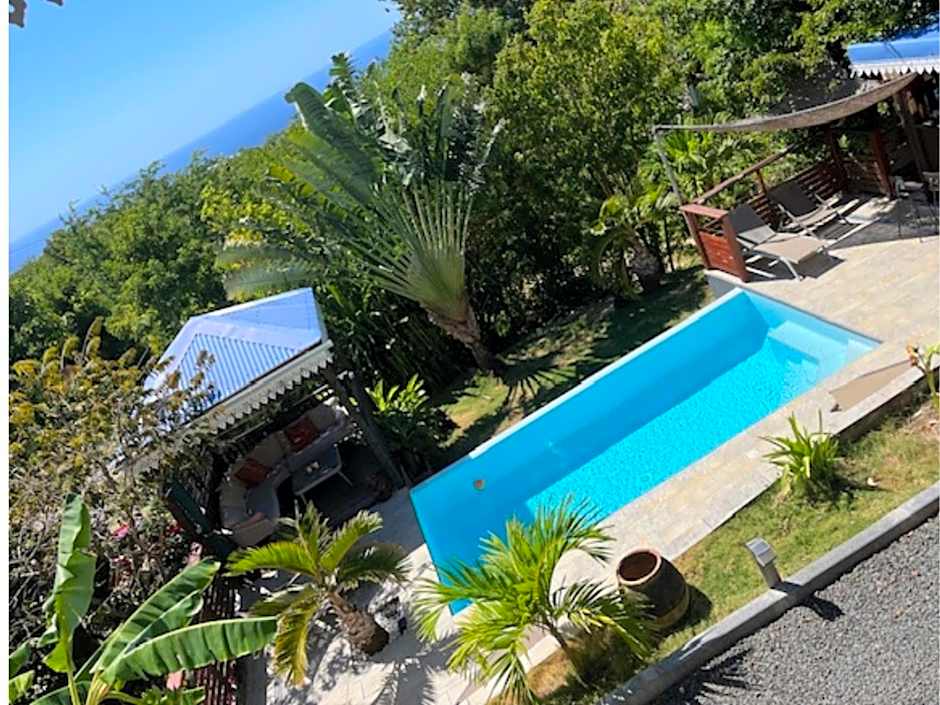 Gite et bungalow La Tortue Bleue Piscine & Malendure