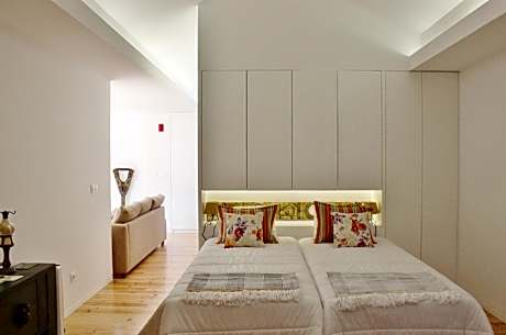 One-Bedroom House with Sea and Mountain View