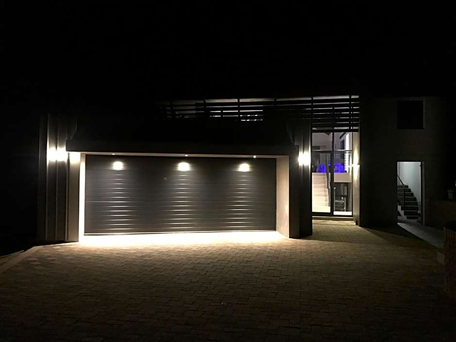 Highland Gate House 1023