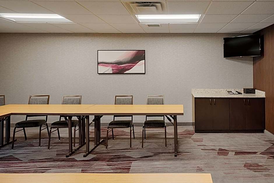 Courtyard by Marriott Cincinnati Blue Ash