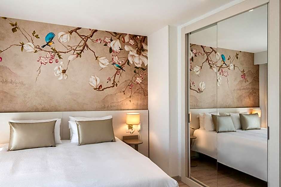 Résidence Hôtelière Chambord au coeur de Menton - entièrement rénovée