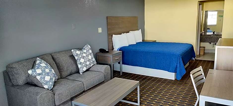 Ameristay Inn & Suites