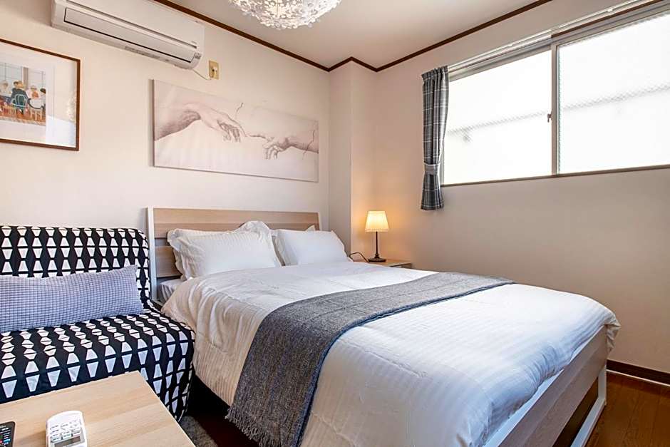 Uhome Ueno Apartment 4