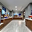 Holiday Inn Express Hotel & Suites Winnie By IHG
