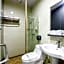 Jiangxia Business Hotel (Guangzhou Technician College Huangshi East Road)